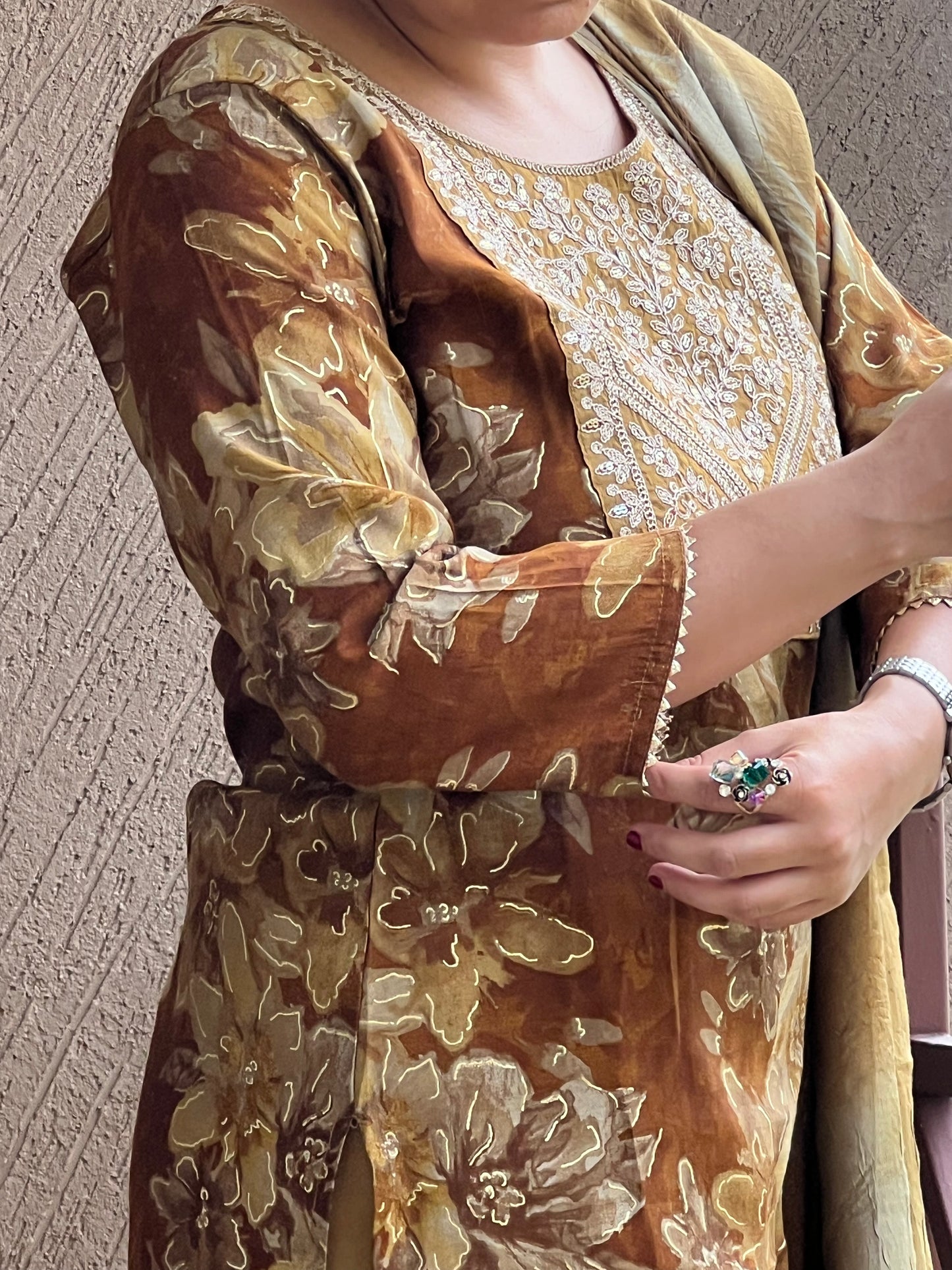 Brown Floral Kurta Set with Dupatta – Suvarna Amber