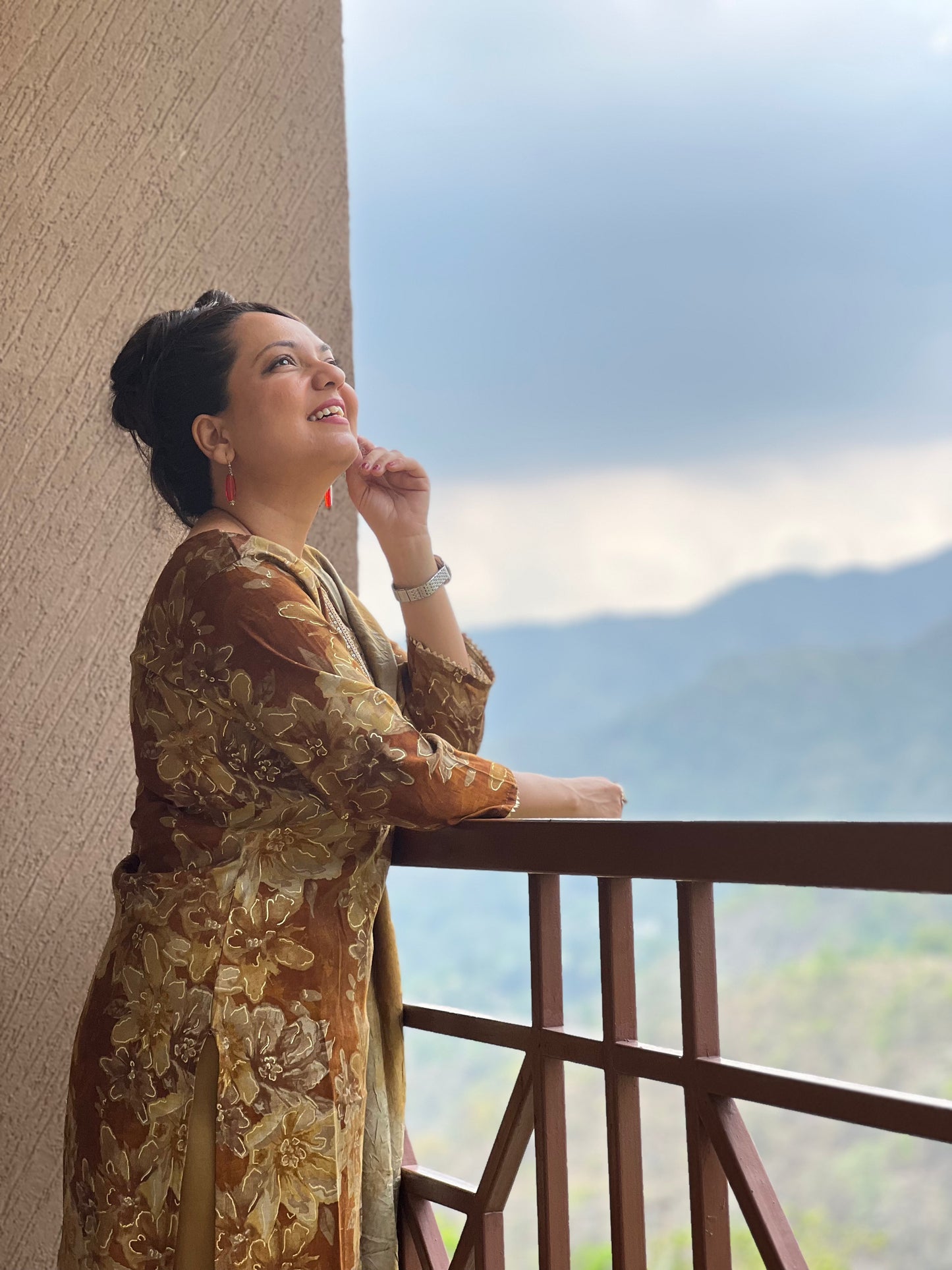 Brown Floral Kurta Set with Dupatta – Suvarna Amber