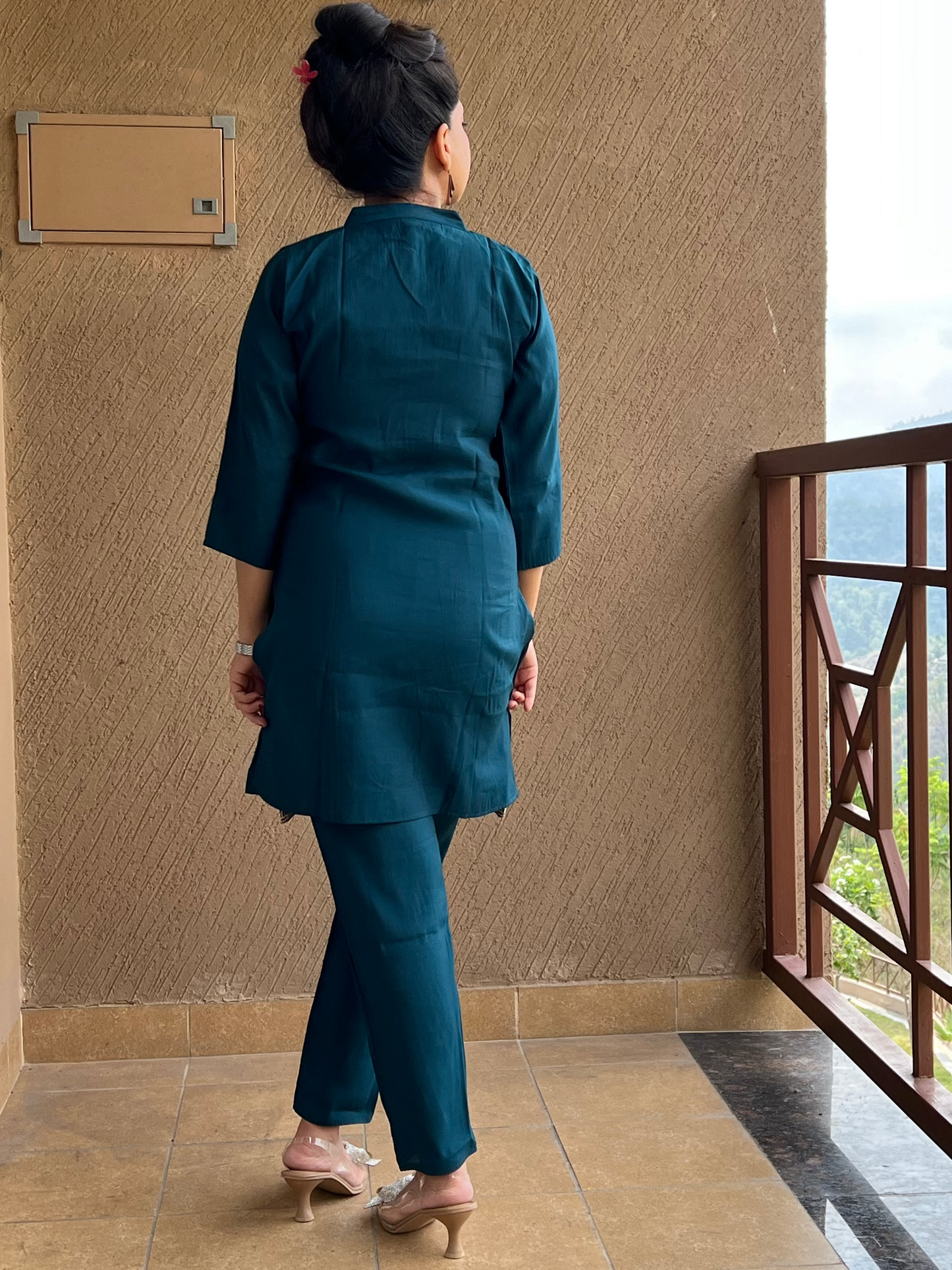 Teal Zari Embroidered Co-ord Set in Cotton Silk – Aarya Teal