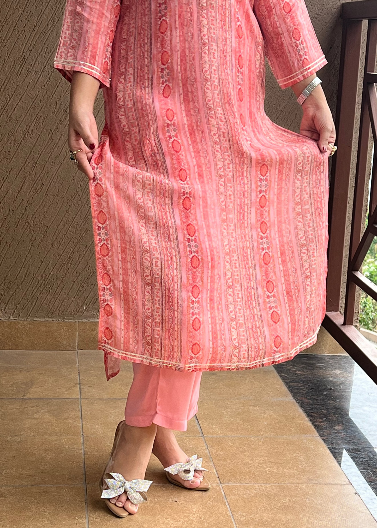 "Blush Pink Kurta Set with Dupatta in Chiffon – Rosé Meher "