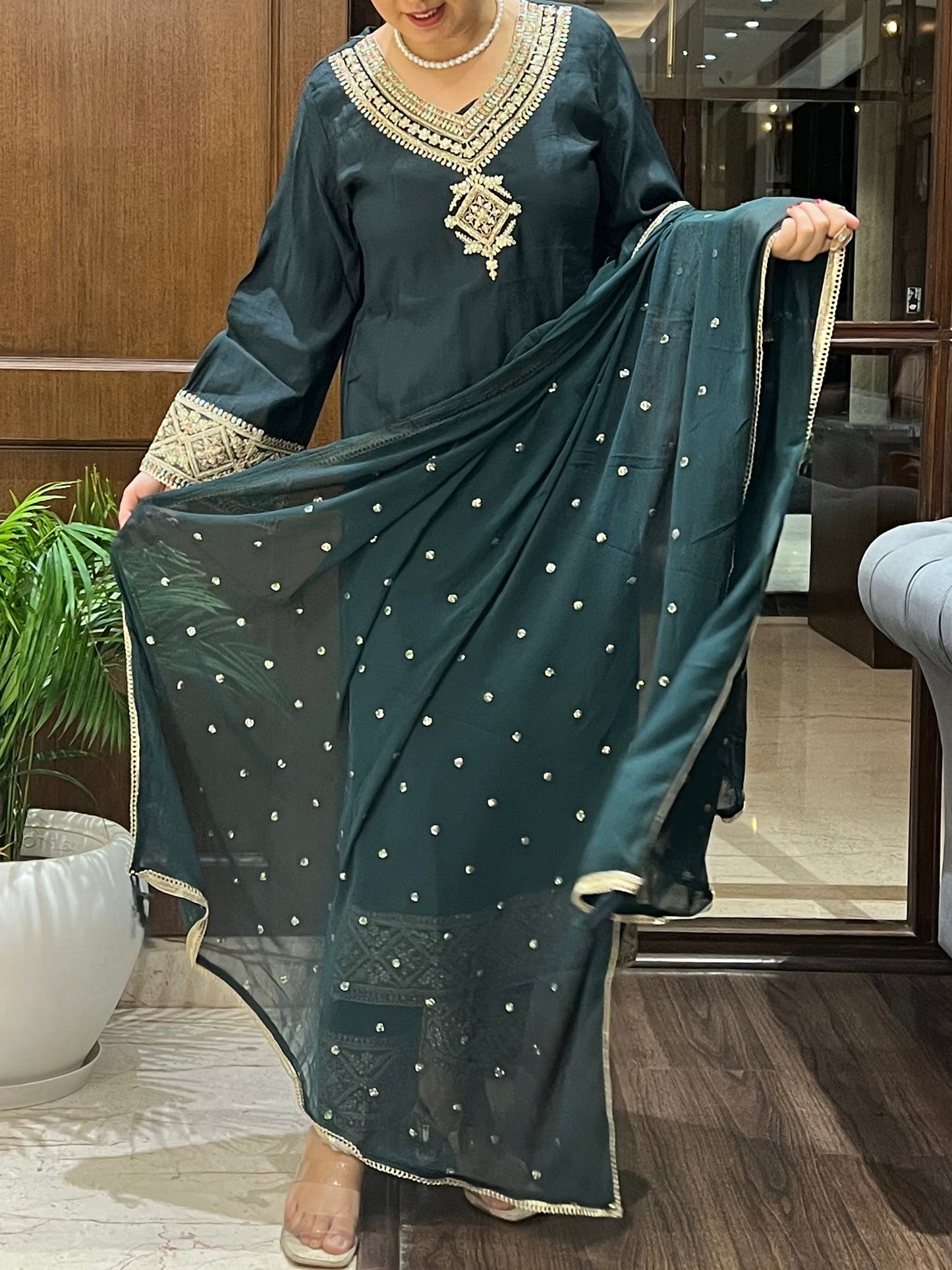 Zardozi Border Kurta Set in Cotton Silk – Emerald Noor
