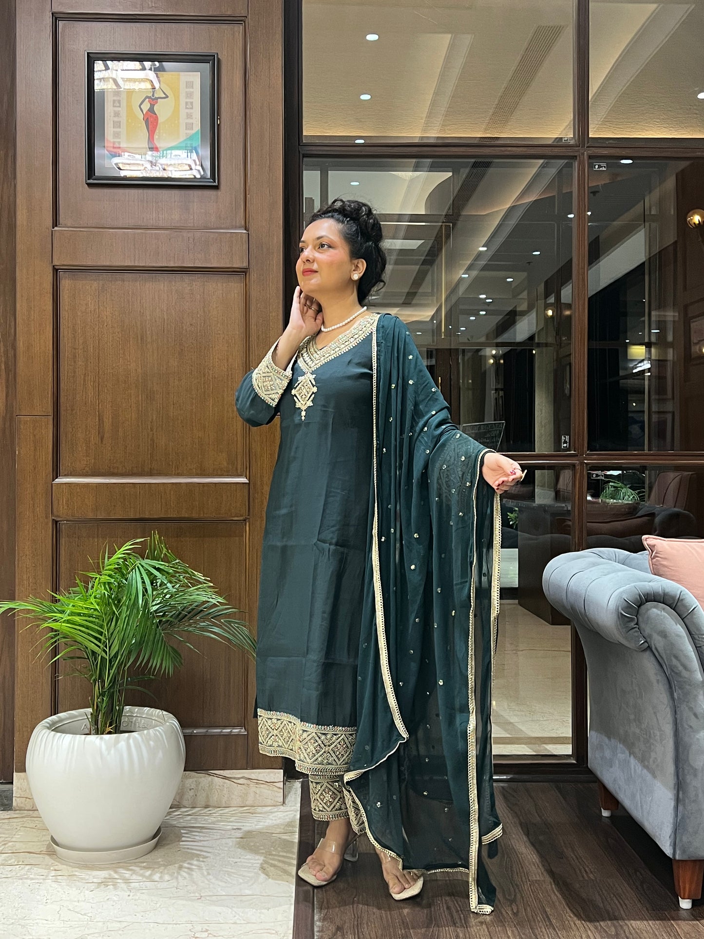 Zardozi Border Kurta Set in Cotton Silk – Emerald Noor