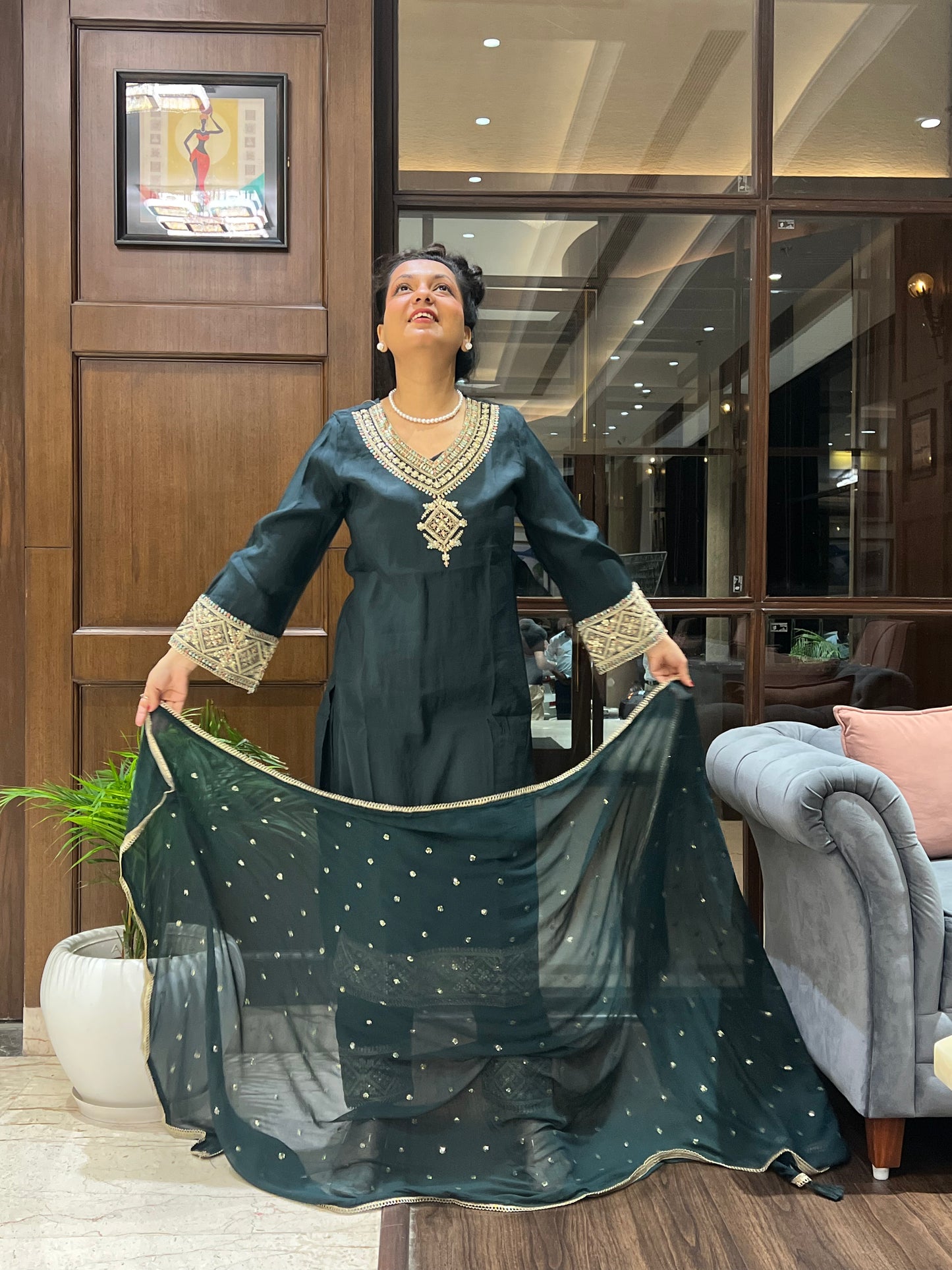 Zardozi Border Kurta Set in Cotton Silk – Emerald Noor
