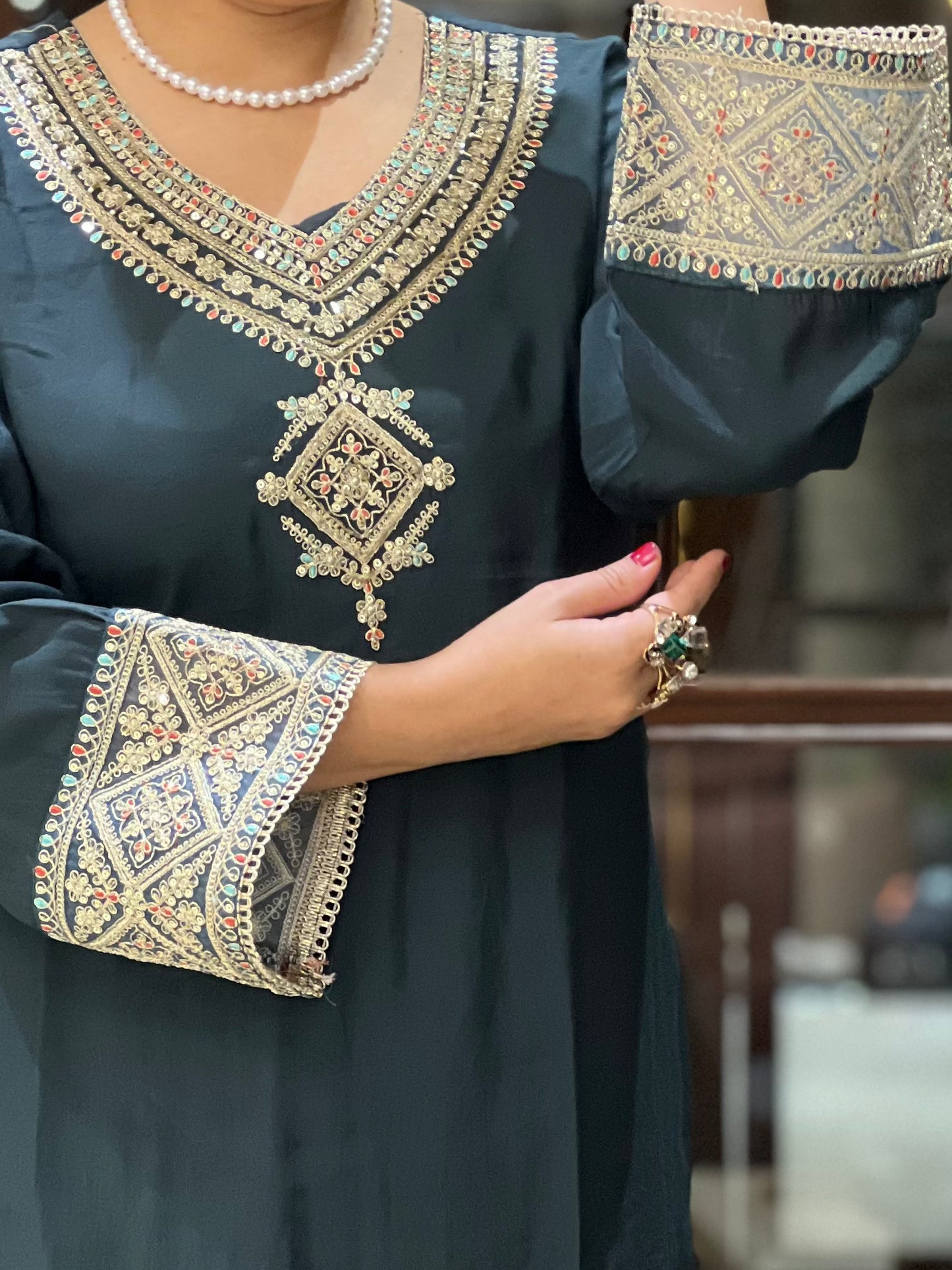 Zardozi Border Kurta Set in Cotton Silk – Emerald Noor