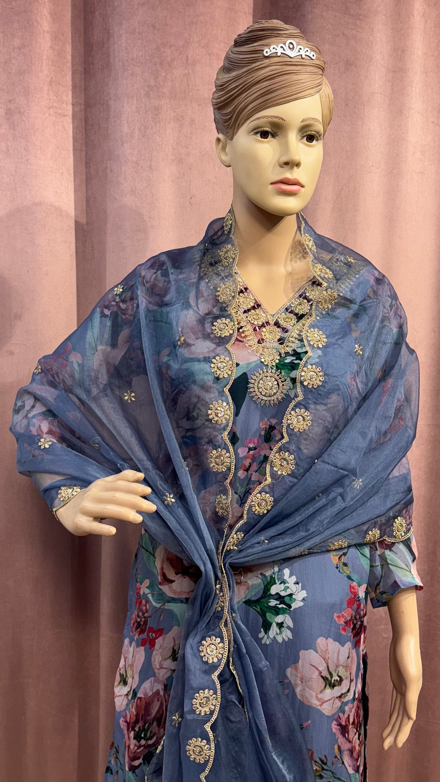 blue floral kurta set with dupatta for women