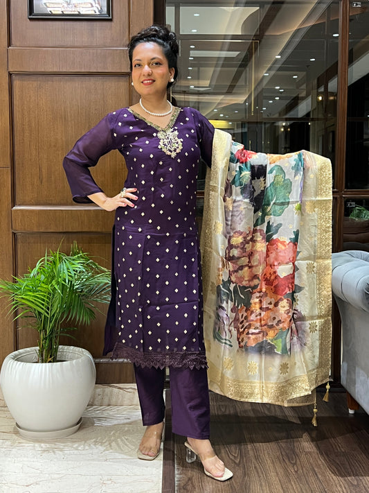 elegant ethnic kurta set in purple